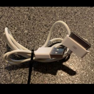 White Sync & Charging Cable for iPhone. 30 Pin to USB Cable